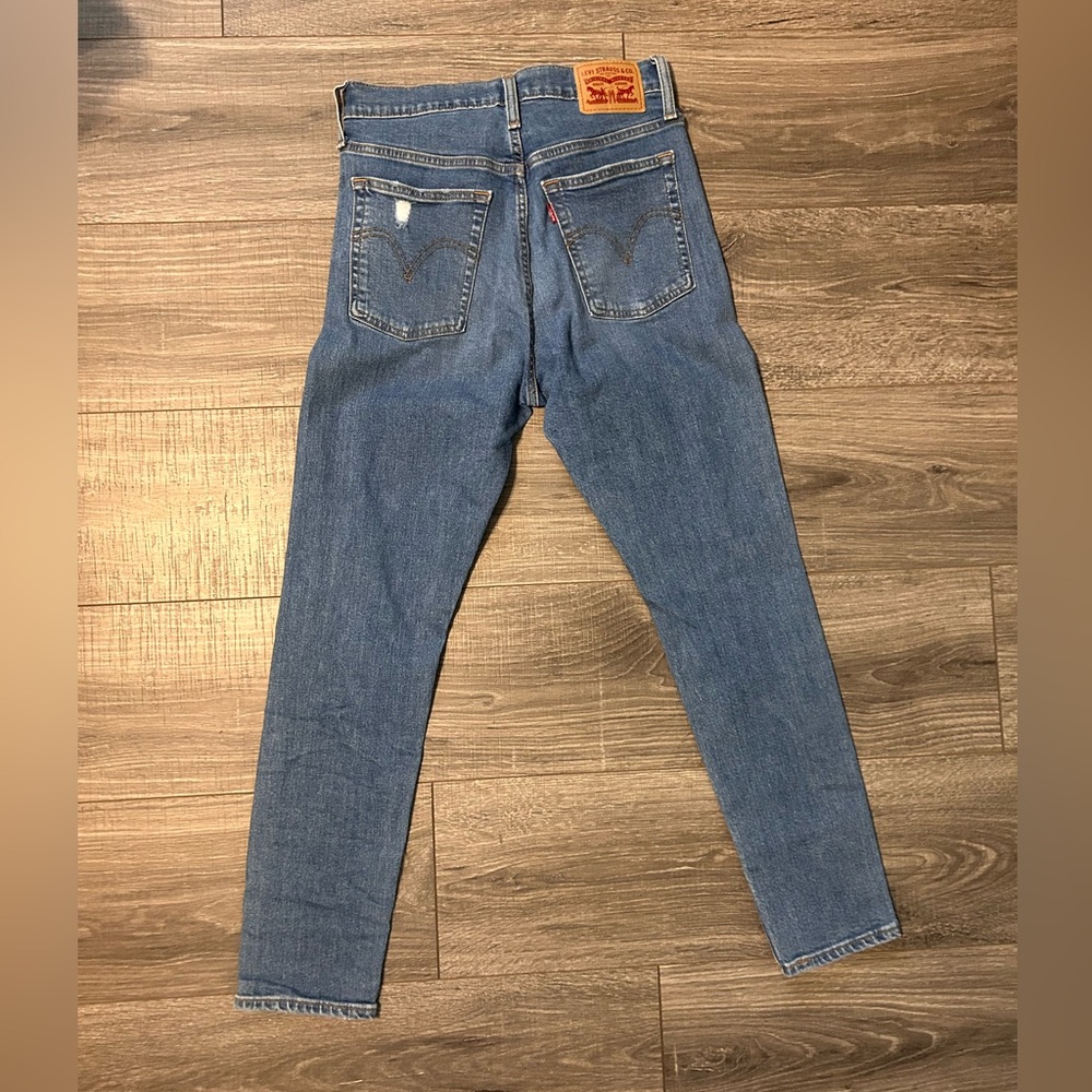 Levi’s Wedgie Skinny Jeans - Picture 3 of 6
